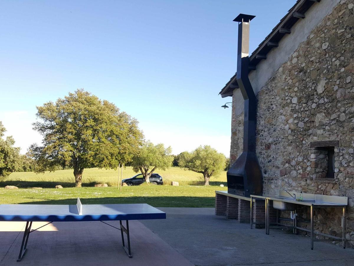 Masia Para Grupos Con Piscina Privada28 Pax Cabanelles Exteriör bild